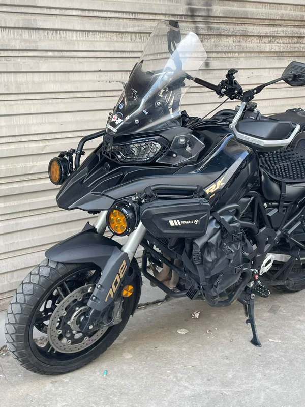 二手贝纳利TRK702