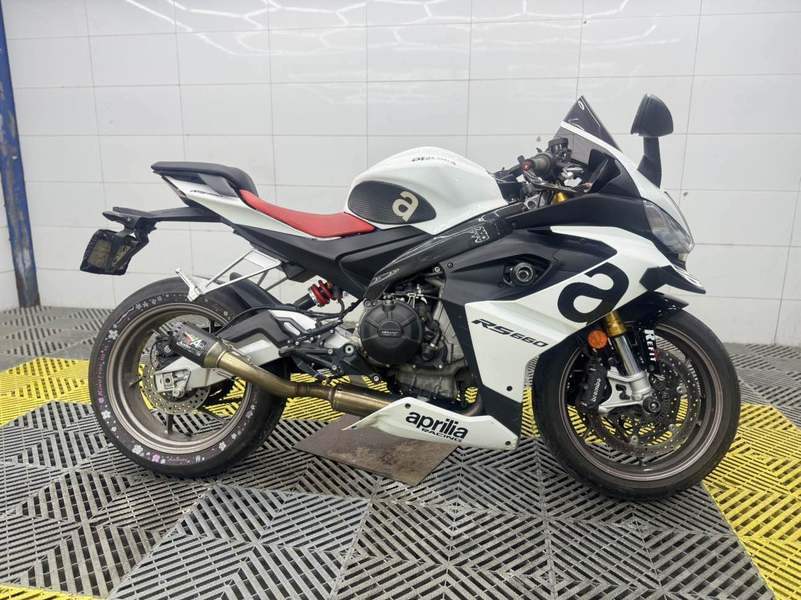 二手阿普利亚RS 660 