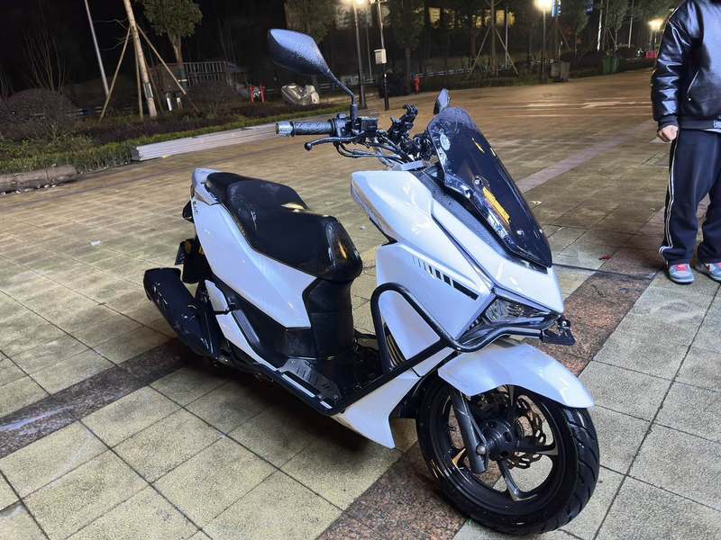 二手猎变闪电狗150