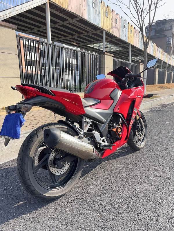 二手本田CBR300R