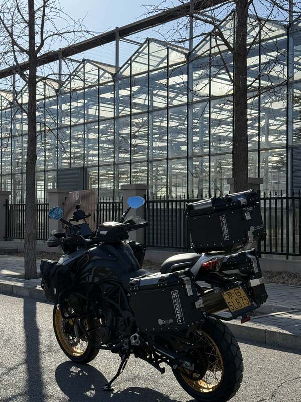 二手贝纳利TRK702