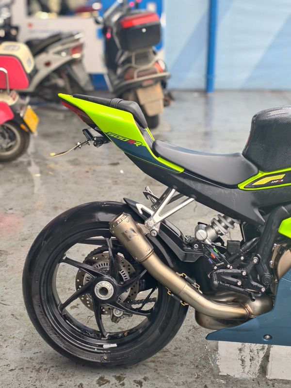 二手张雪机车500RR