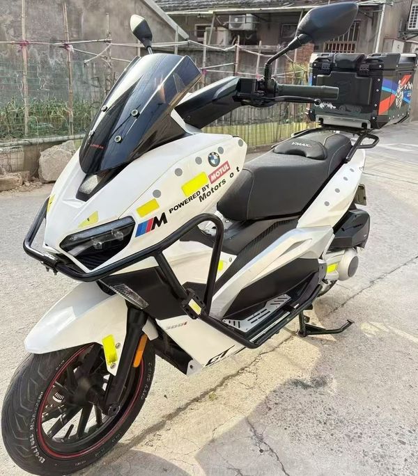 二手龙嘉VMAX ie300