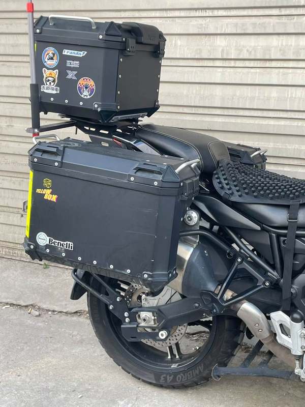 二手贝纳利TRK702