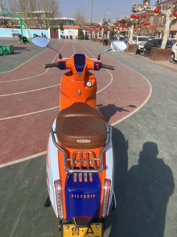 二手维多利亚Sixties 250Si