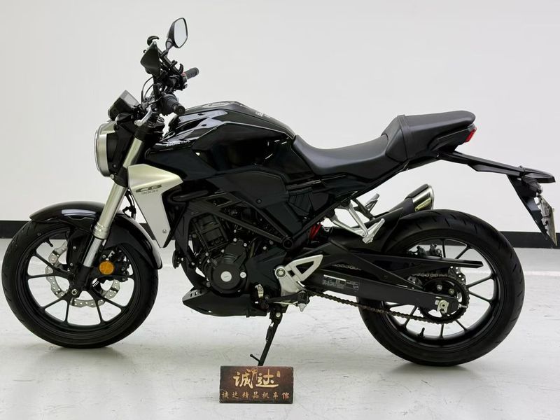 二手本田CB300R