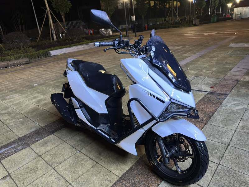 二手猎变闪电狗150