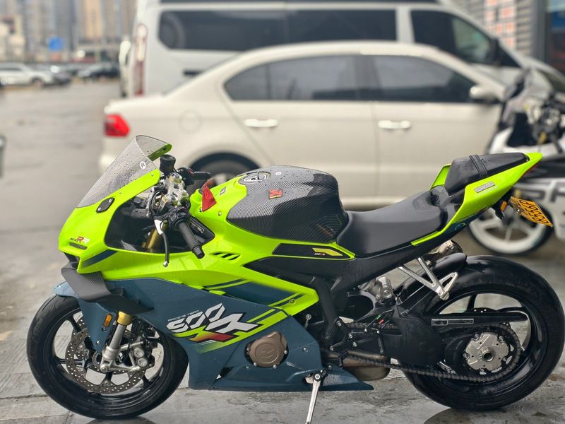 二手张雪机车500RR