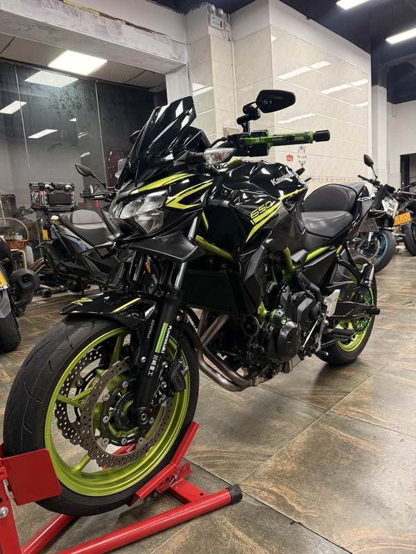 二手川崎Z650