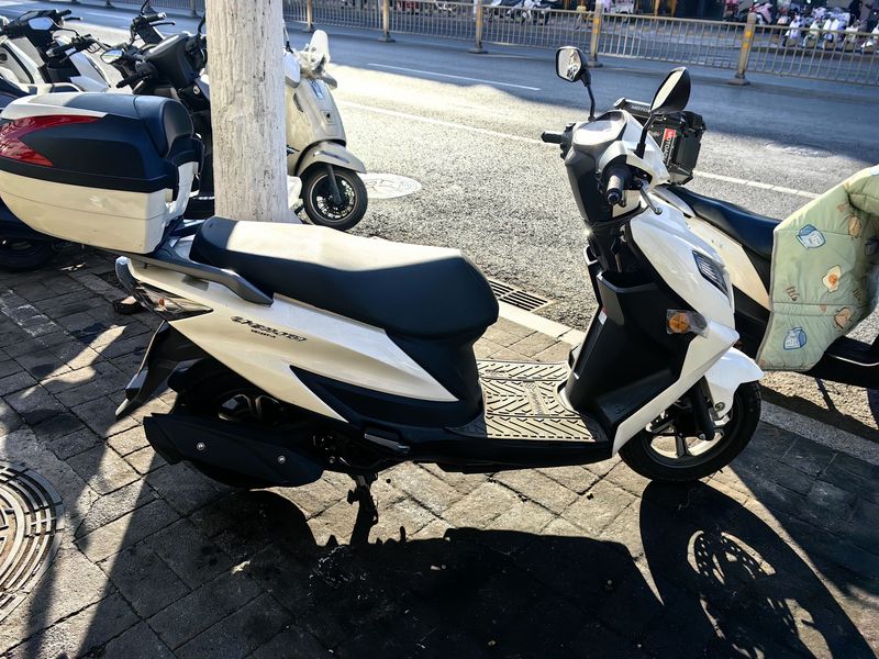 二手济南铃木优驿 UE125T