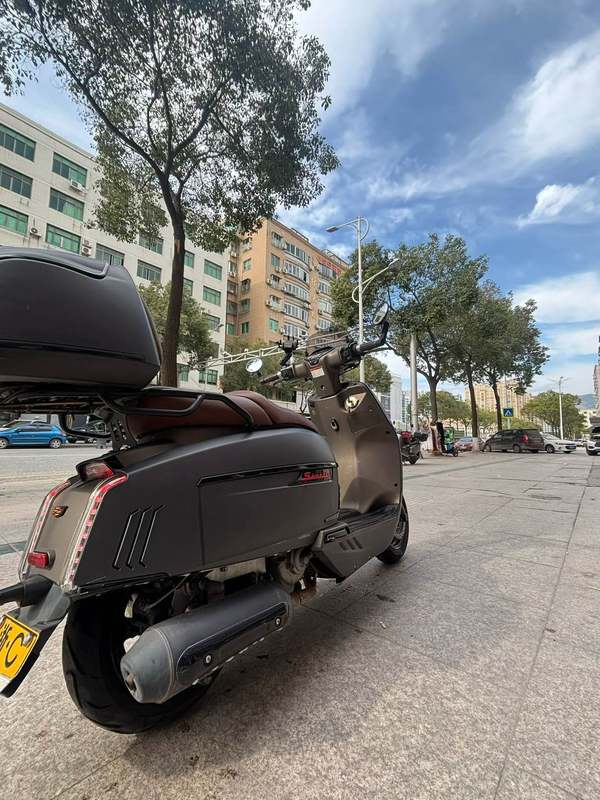 二手维多利亚Sixties 300i