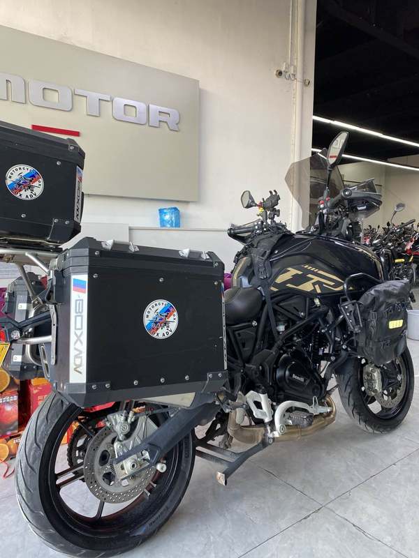 二手贝纳利TRK702