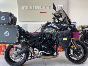 二手贝纳利TRK702