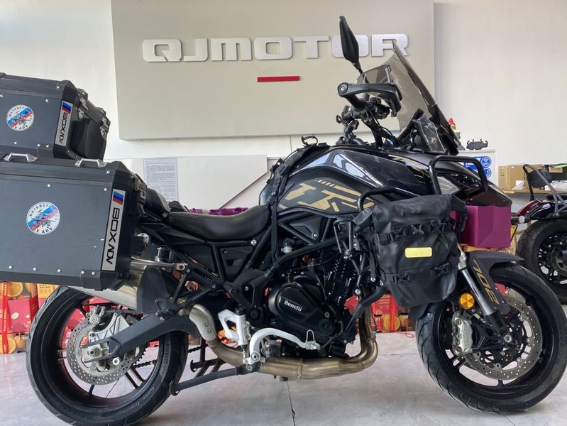 二手贝纳利TRK702