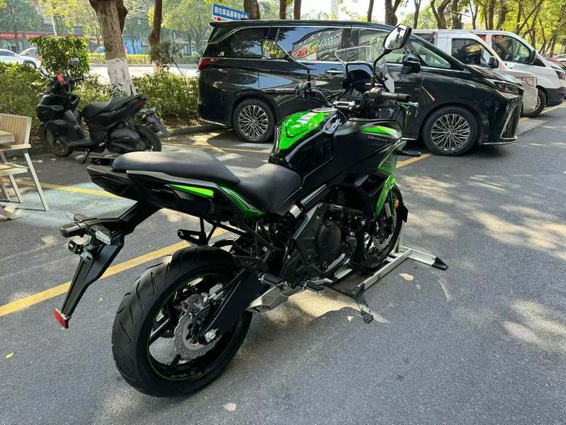 二手川崎Versys 650 