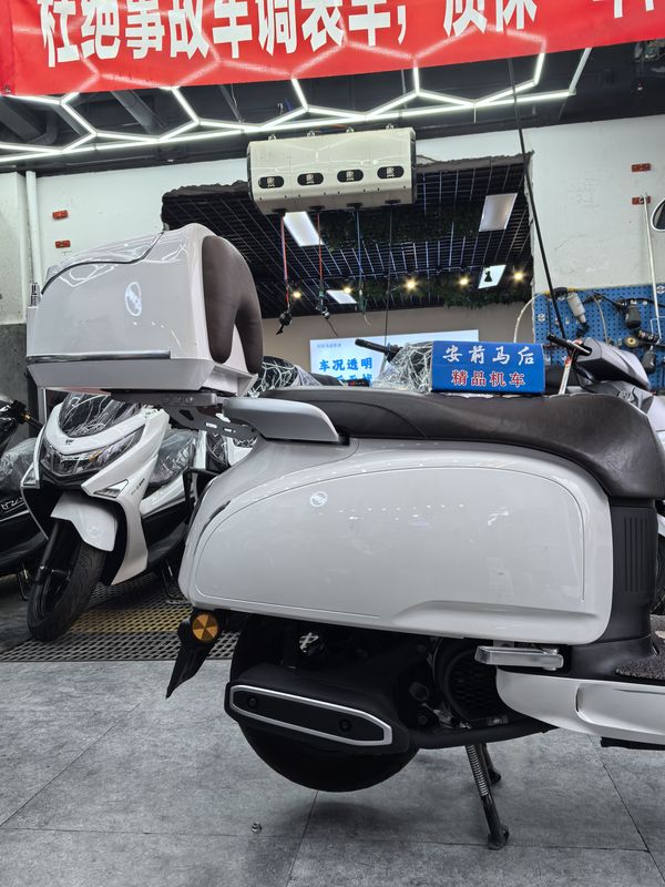 二手五羊本田NWF125