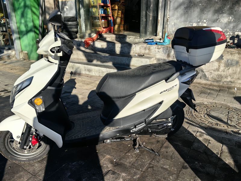 二手济南铃木优驿 UE125T