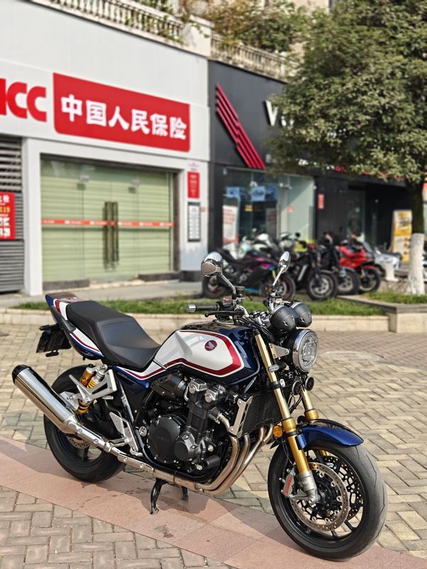 二手本田CB1300 Super Four