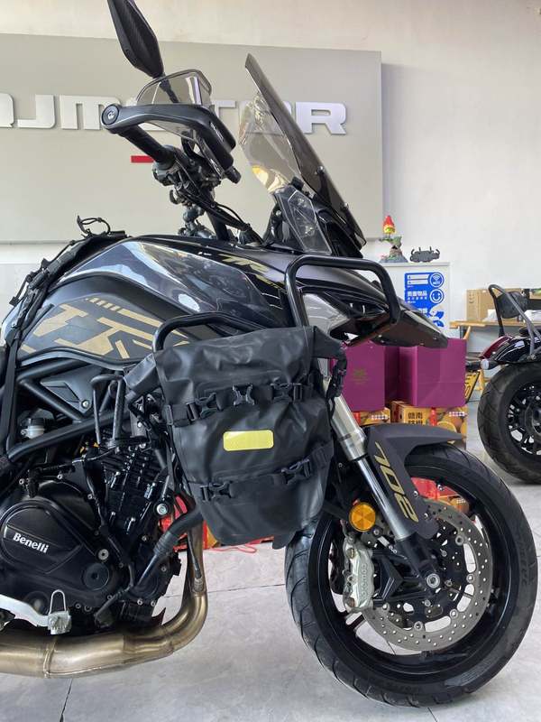 二手贝纳利TRK702