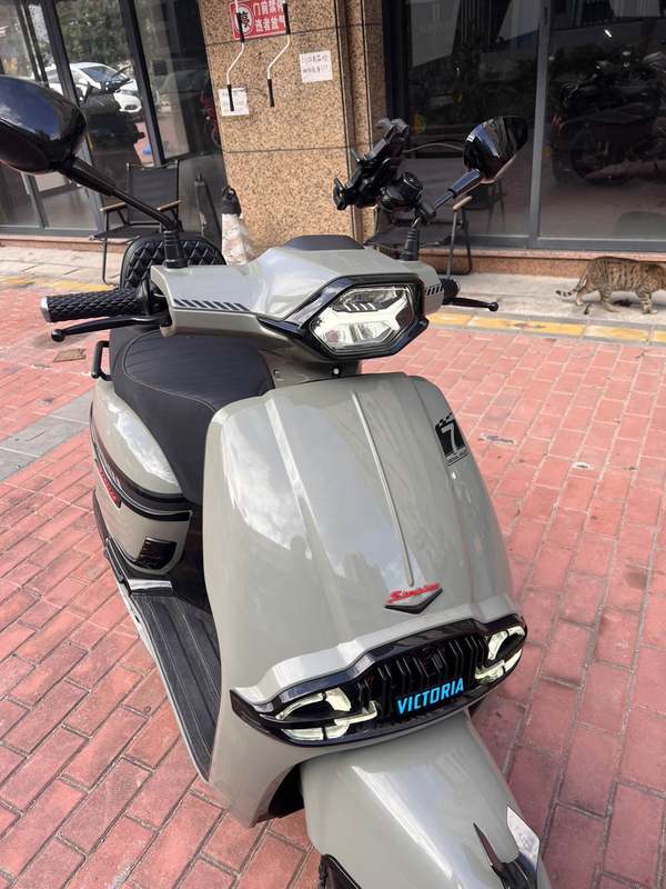 二手维多利亚Sixties 250Si