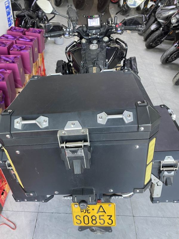 二手贝纳利TRK702