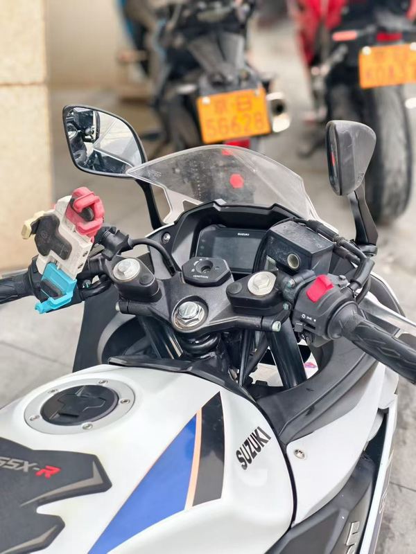 二手豪爵铃木GSX250R