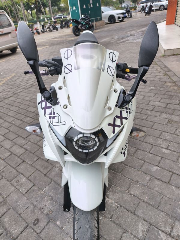 二手豪爵铃木GSX250R