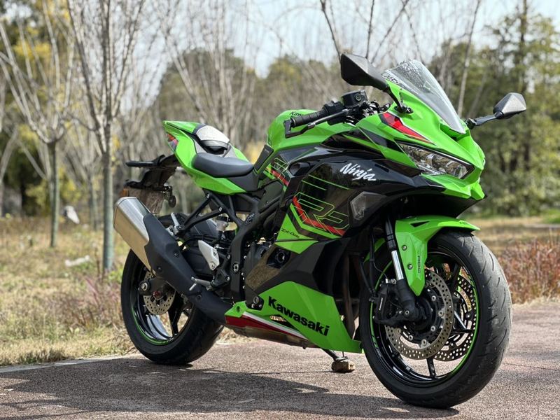 二手川崎ZX-4R