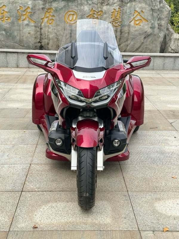 二手本田金翼正三轮