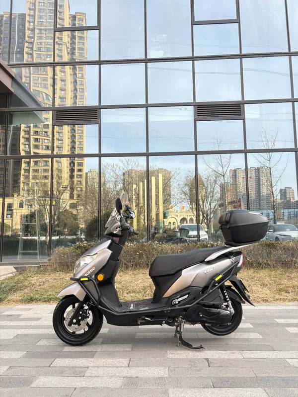 二手豪爵虎鲨VX125