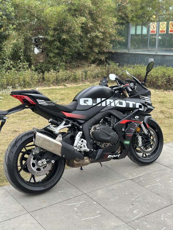 二手QJMOTOR赛800