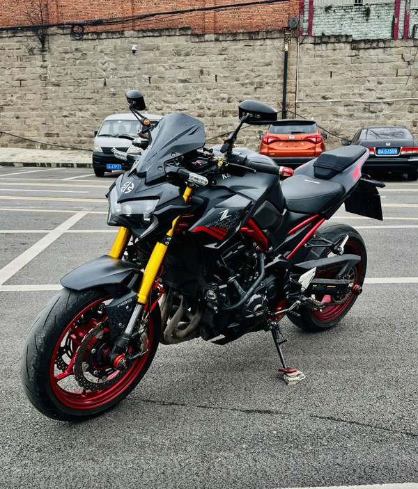 二手川崎Z900