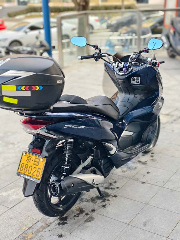 二手五羊本田PCX