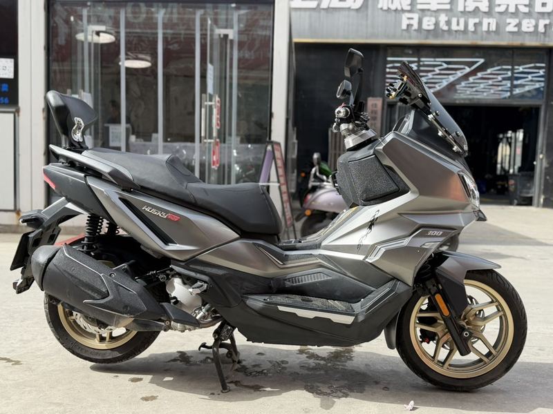 二手三阳哈士奇 Husky ADV300