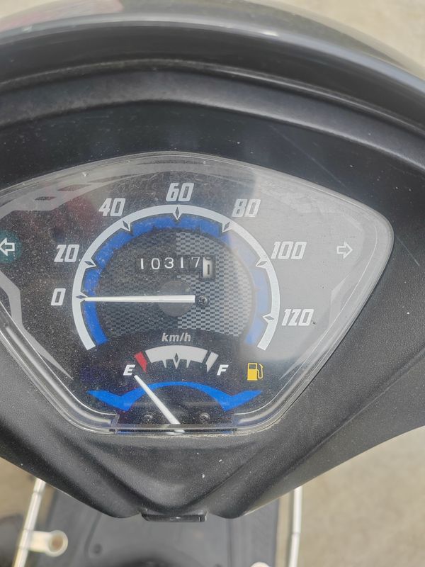 二手五羊本田喜致125