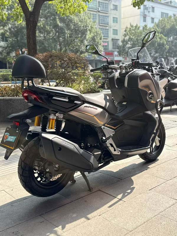 二手QJMOTOR鸿250ADV