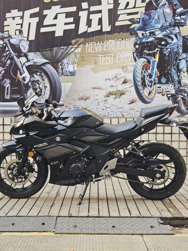 二手豪爵铃木GSX250R