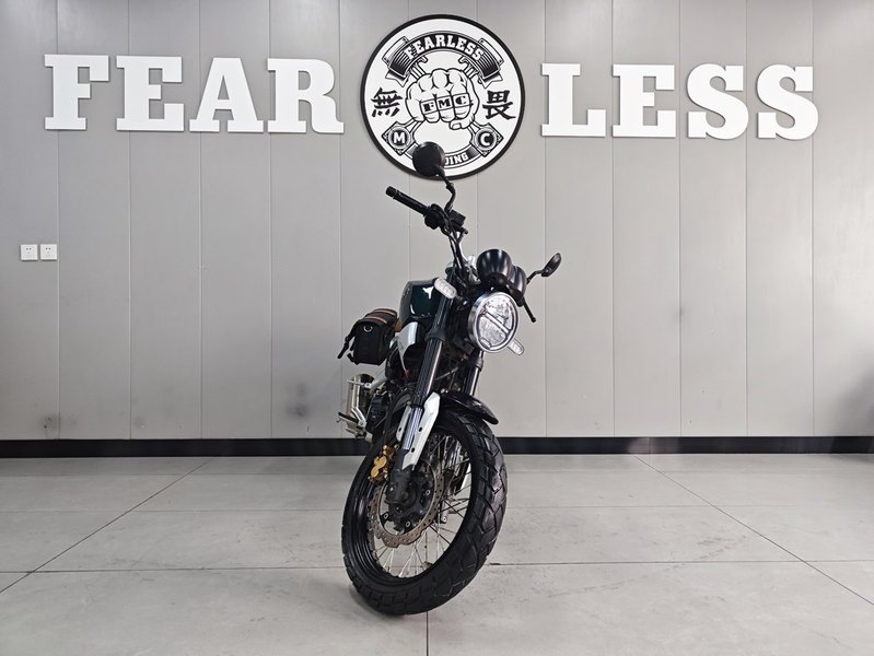 二手五羊本田鸷道 CB190SS