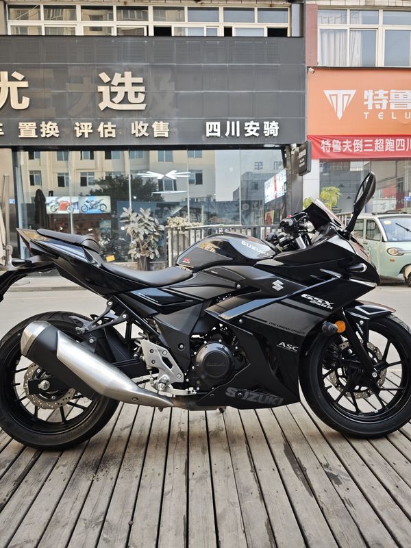 二手豪爵铃木GSX250R