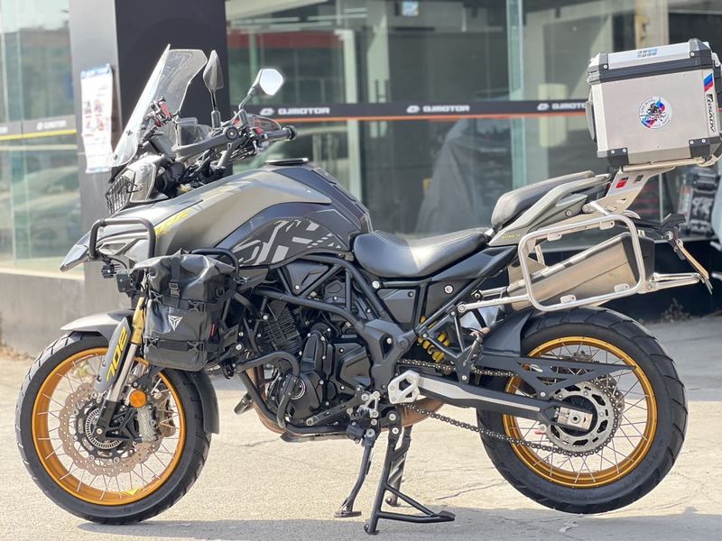 二手贝纳利TRK702