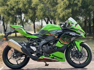 二手川崎ZX-4R
