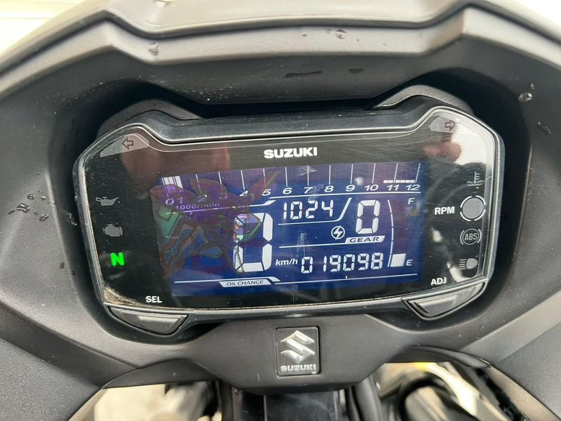 二手豪爵铃木GSX250R