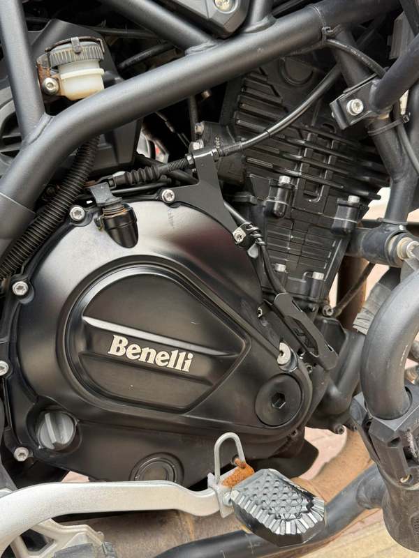 二手贝纳利TRK702