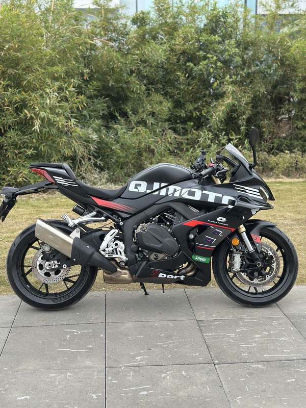 二手QJMOTOR赛800