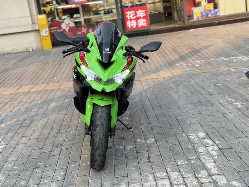 二手川崎ZX-4R