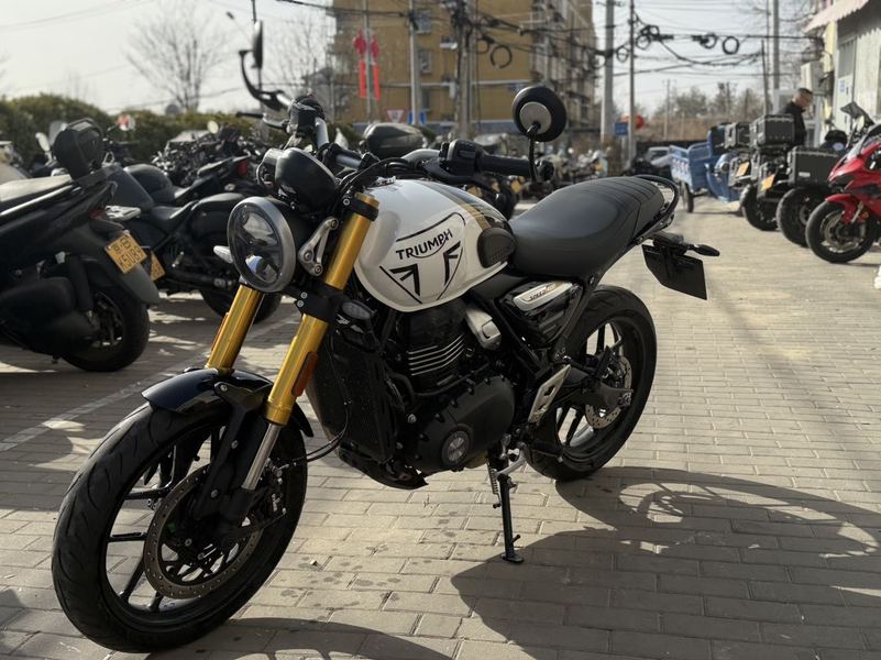 二手凯旋Speed 400