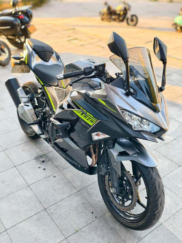 二手川崎Ninja 400