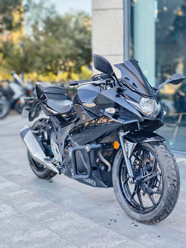 二手豪爵铃木GSX250R