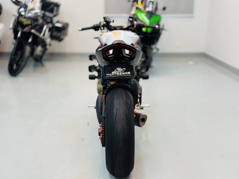 二手杜卡迪Street Fighter V4