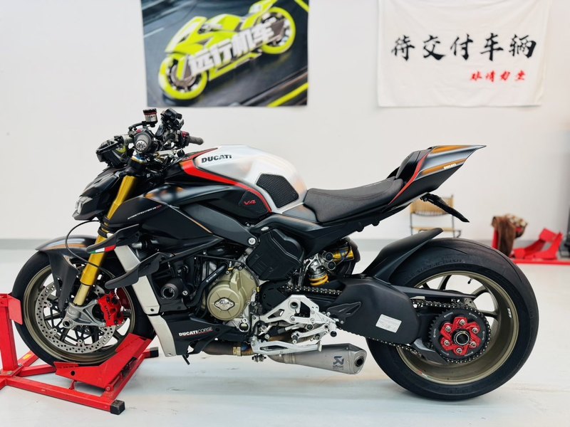 二手杜卡迪Street Fighter V4